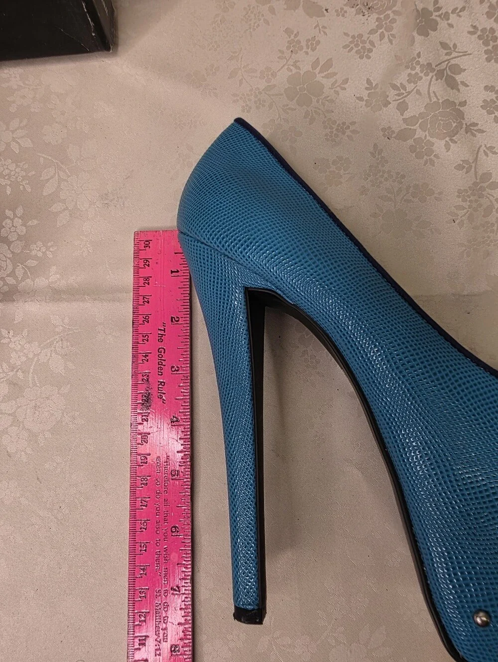 Shoe Republic LA Teal Blue & Silver Metallic Studded Platform Stiletto Heels 7.5